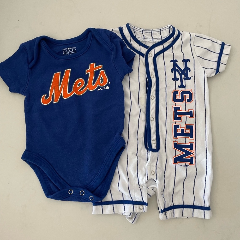 2 baby Mets jumpsuit